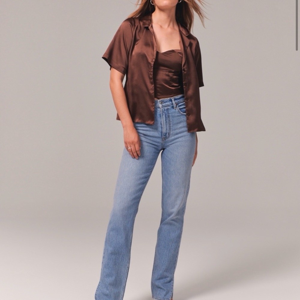 Abercombie Ultra High Rise 90s Straight Jeans